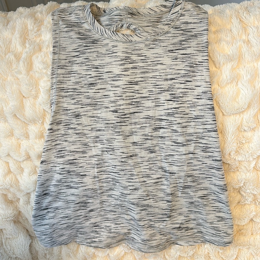 Lulu size 6 tank